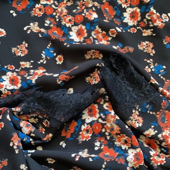 Socialite Black Floral Lace Tunic Dress Size Small - Picture 13 of 13